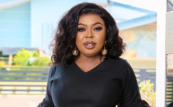Afia Schwar