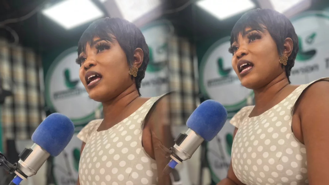 No lady can take my boyfriend from me- beautiful lady boldly states