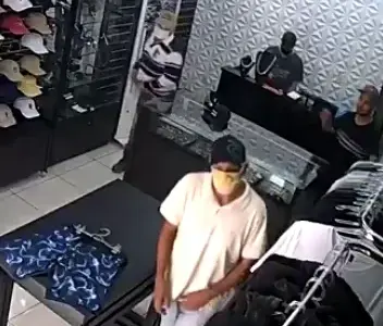 Boutique robbers