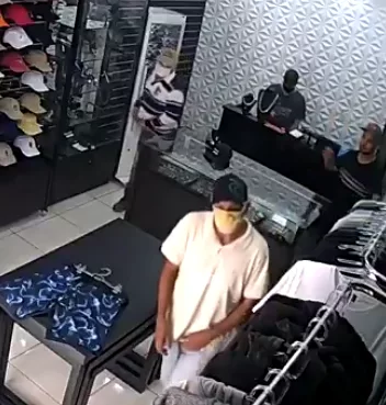 Boutique robbers